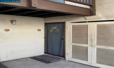 1720 Laguna St D, Concord, California 94520, 1 Bedroom Bedrooms, ,1 BathroomBathrooms,Residential,Buy,1720 Laguna St D,41080239