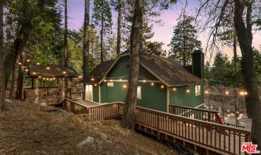 27981 Rainbow Drive, Lake Arrowhead, California 92352, 3 Bedrooms Bedrooms, ,1 BathroomBathrooms,Residential,Buy,27981 Rainbow Drive,24469427