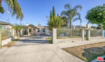 7252 Tyrone Avenue, Van Nuys, California 91405, 3 Bedrooms Bedrooms, ,2 BathroomsBathrooms,Residential,Buy,7252 Tyrone Avenue,24469057