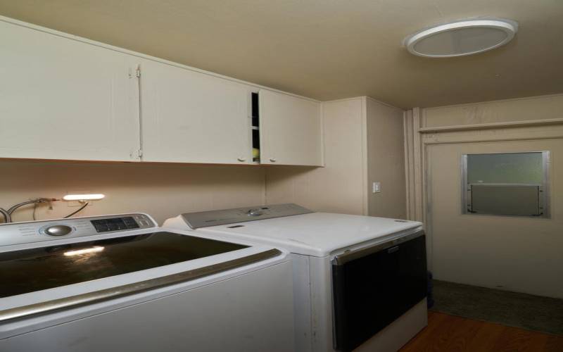 Laundry Room & Carport Entry