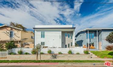 1303 Beryl Street A, Redondo Beach, California 90277, 3 Bedrooms Bedrooms, ,2 BathroomsBathrooms,Residential Lease,Rent,1303 Beryl Street A,24472217