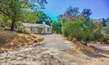 829 Hillside Drive, Julian, California 92036, 2 Bedrooms Bedrooms, ,2 BathroomsBathrooms,Residential,Buy,829 Hillside Drive,PTP2407545