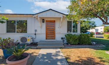 14418 Martha Street, Sherman Oaks, California 91401, 1 Bedroom Bedrooms, ,1 BathroomBathrooms,Residential Lease,Rent,14418 Martha Street,SR24243522