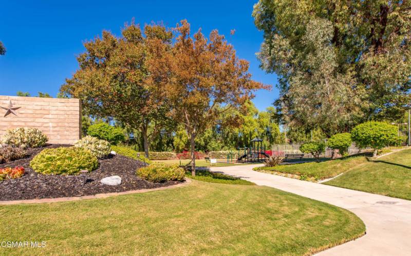 2527 Glenhurst Ct Simi Valley-57