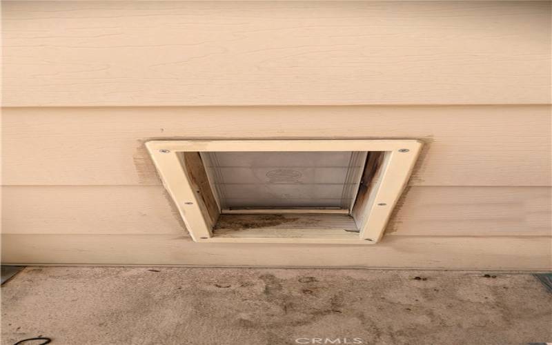 Pet Door exits to the fully fenced porch and back yard