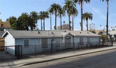 426 W 81st Street, Los Angeles, California 90003, 4 Bedrooms Bedrooms, ,2 BathroomsBathrooms,Residential,Buy,426 W 81st Street,PW24248417