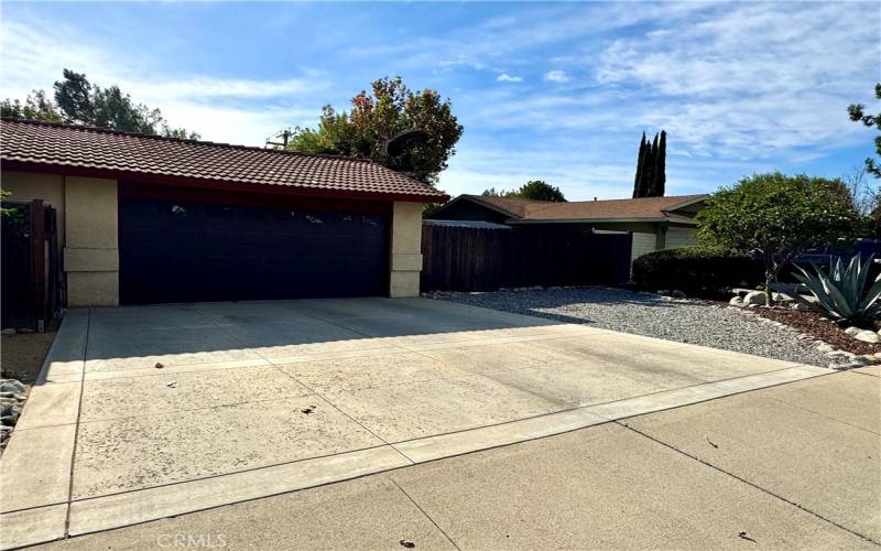 Garage and additional parking