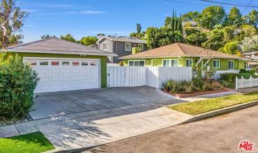 5254 Canoga Avenue, Woodland Hills, California 91364, 2 Bedrooms Bedrooms, ,1 BathroomBathrooms,Residential Lease,Rent,5254 Canoga Avenue,24470017