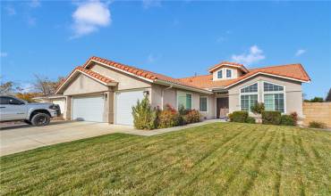 14324 Encanto Drive, Victorville, California 92392, 3 Bedrooms Bedrooms, ,2 BathroomsBathrooms,Residential,Buy,14324 Encanto Drive,HD24242937