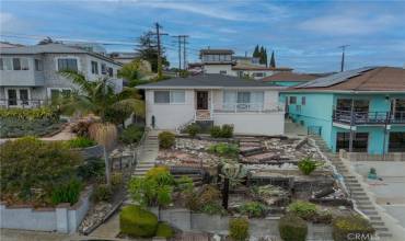 Wonderful property on Cabrillo Ave with gorgeous views!