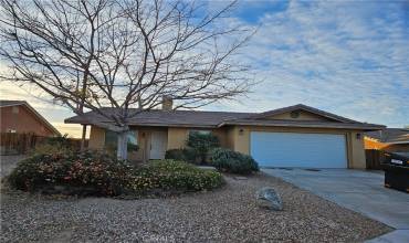 5154 Split Rock Avenue, 29 Palms, California 92277, 3 Bedrooms Bedrooms, ,2 BathroomsBathrooms,Residential,Buy,5154 Split Rock Avenue,JT24249562