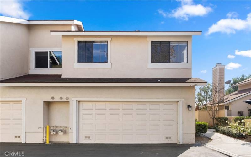 2 Car Garage entrance