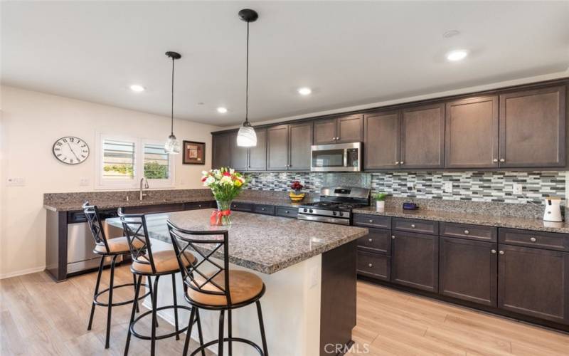 Kitchen Island with breakfast bar