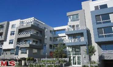 1730 Sawtelle Boulevard 205, Los Angeles, California 90025, 2 Bedrooms Bedrooms, ,2 BathroomsBathrooms,Residential Lease,Rent,1730 Sawtelle Boulevard 205,24472565