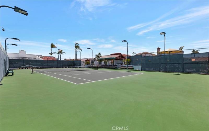 3 private tennis courts