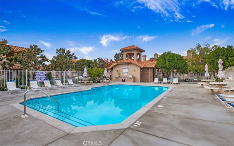  Pool and spa at the complex plus additional pools/spas available