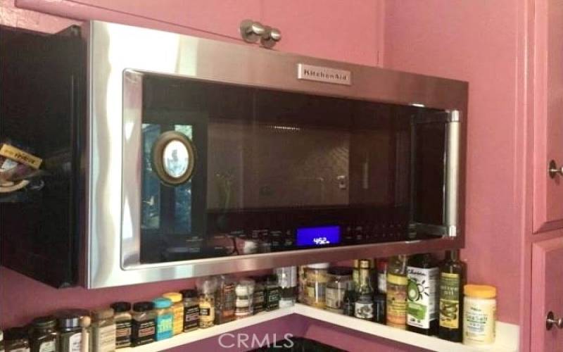 Stainless convection oven doubles as a microwave