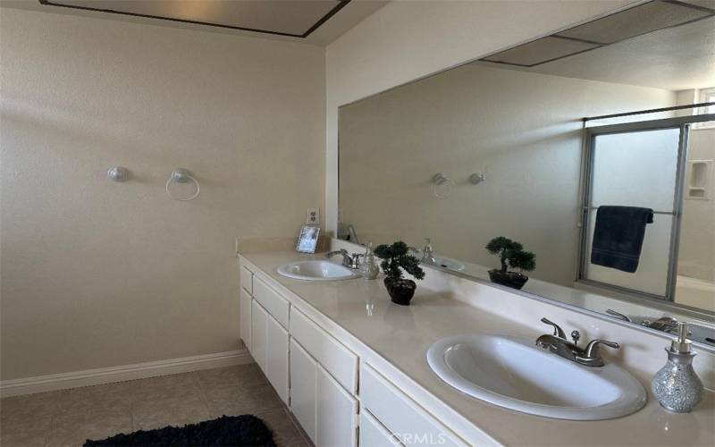 Main Bathroom