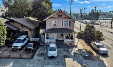 732 W 41st Drive, Los Angeles, California 90037, 5 Bedrooms Bedrooms, ,3 BathroomsBathrooms,Residential Income,Buy,732 W 41st Drive,DW24251651