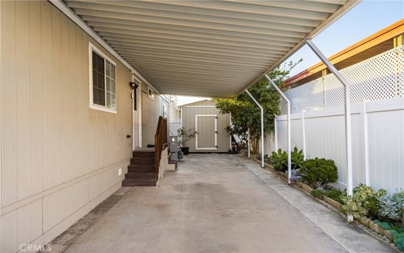 Covered awning