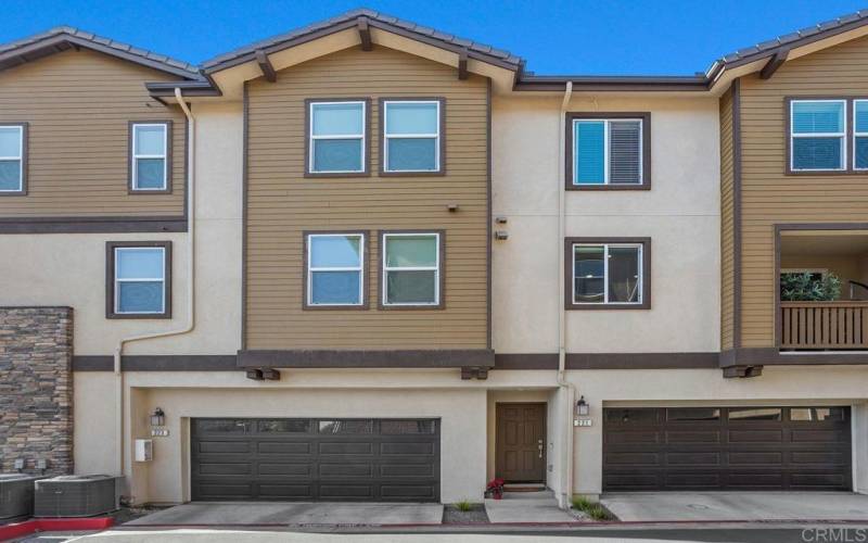 This beautiful Townhome is ideally located to shopping, Sprinter, Many Restaurants and more.