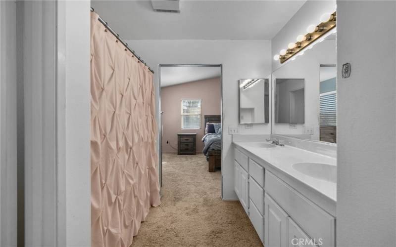 Executive Bathroom