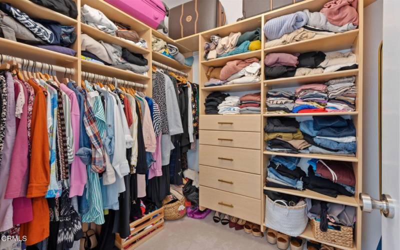 19-web-or-mls-19 - Closet