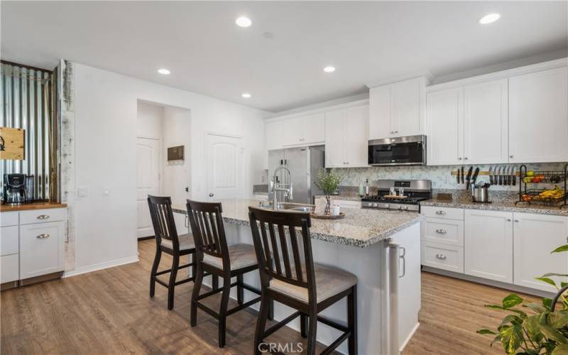 Kitchen w/ Walk-In Pantry