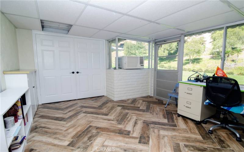 Enclosed sunroom / laundry closet