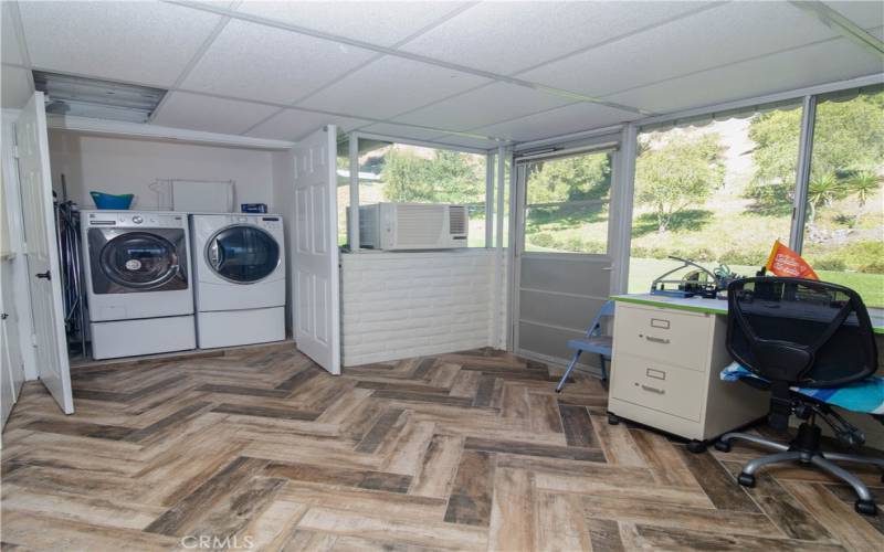 Enclosed sunroom / laundry closet