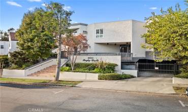 8577 Rugby Drive 101, West Hollywood, California 90069, 1 Bedroom Bedrooms, ,1 BathroomBathrooms,Residential,Buy,8577 Rugby Drive 101,SR24247799