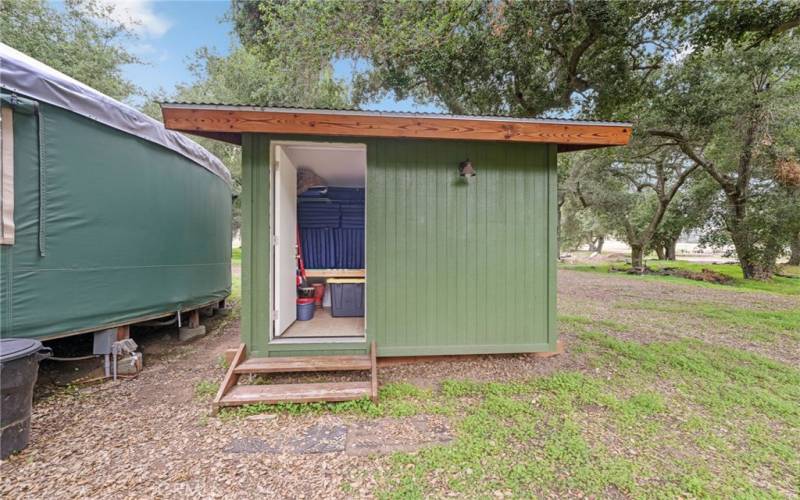 Yurt storage