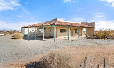 377 Fair Acres Road, Landers, California 92285, 2 Bedrooms Bedrooms, ,1 BathroomBathrooms,Residential,Buy,377 Fair Acres Road,IV24251528