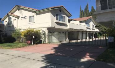 9201 Florence Avenue 102, Downey, California 90240, 3 Bedrooms Bedrooms, ,2 BathroomsBathrooms,Residential,Buy,9201 Florence Avenue 102,WS24251589