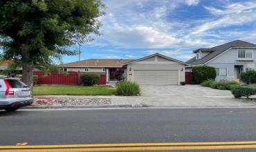 1252 Foxworthy Avenue, San Jose, California 95118, 3 Bedrooms Bedrooms, ,2 BathroomsBathrooms,Residential Lease,Rent,1252 Foxworthy Avenue,ML81988769