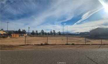 11 Quantico Road, Apple Valley, California 92307, ,Land,Buy,11 Quantico Road,IV24251378