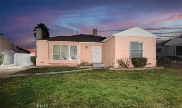 9821 S 8th Avenue, Inglewood, California 90305, 2 Bedrooms Bedrooms, ,1 BathroomBathrooms,Residential,Buy,9821 S 8th Avenue,DW24250800