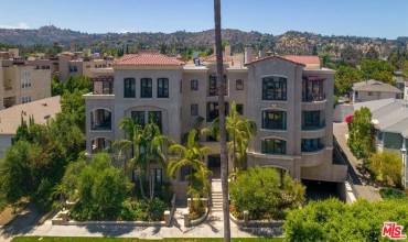 12050 Guerin Street 201, Studio City, California 91604, 3 Bedrooms Bedrooms, ,2 BathroomsBathrooms,Residential Lease,Rent,12050 Guerin Street 201,24472523