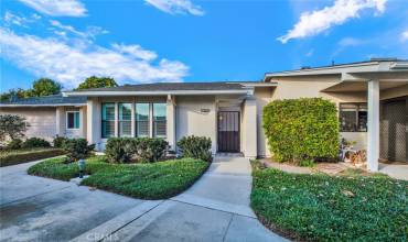 8606 Solano Circle B-1003, Huntington Beach, California 92646, 2 Bedrooms Bedrooms, ,2 BathroomsBathrooms,Residential,Buy,8606 Solano Circle B-1003,OC24250050