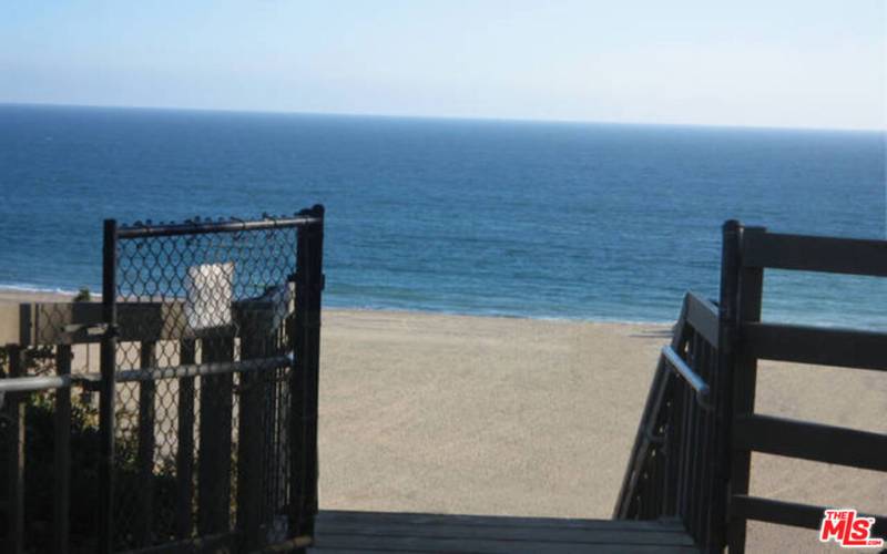 See the stairs to the beach from your window