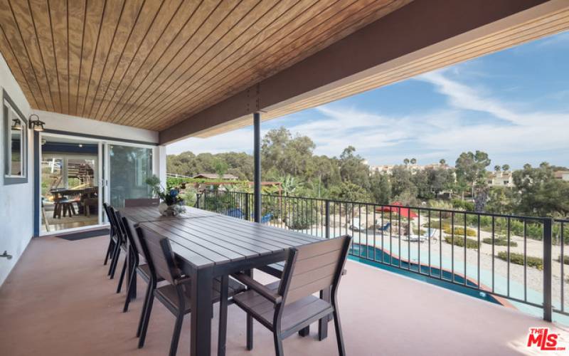 Outdoor dining off of kitchen