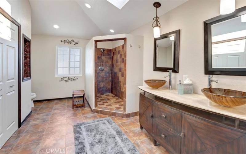 MASTER BATH WITH WALK-IN SHOWER