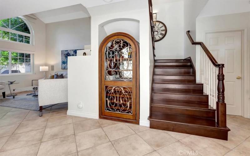 BEAUTIFUL VIEW OF THE LIVING ROOM/ENTRANCE TO THE SECOND LEVEL