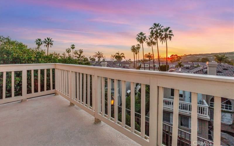 ENJOY THOSE EVENING SUNSETS FROM YOUR BALCONY AND REAR/SIDE YARD