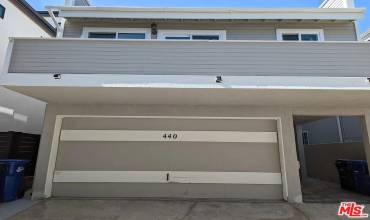 440 30th Street, Hermosa Beach, California 90254, 2 Bedrooms Bedrooms, ,2 BathroomsBathrooms,Residential Lease,Rent,440 30th Street,24473653