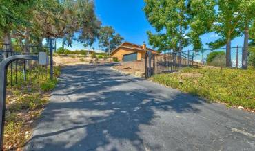 3203 Green Canyon Road, Fallbrook, California 92028, 3 Bedrooms Bedrooms, ,2 BathroomsBathrooms,Residential,Buy,3203 Green Canyon Road,NDP2410690