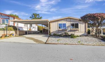 22 Canada Cove Avenue, Half Moon Bay, California 94019, 2 Bedrooms Bedrooms, ,2 BathroomsBathrooms,Manufactured In Park,Buy,22 Canada Cove Avenue,ML81988504