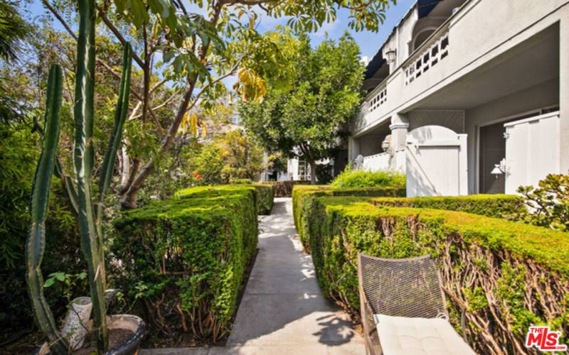 Garden at front of apartment