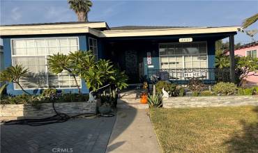 10227 Rosewood Avenue, South Gate, California 90280, 2 Bedrooms Bedrooms, ,1 BathroomBathrooms,Residential,Buy,10227 Rosewood Avenue,CV24234032