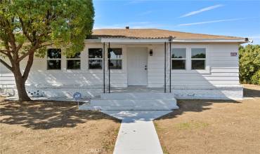 1718 S Teilman Avenue, Fresno, California 93706, 3 Bedrooms Bedrooms, ,2 BathroomsBathrooms,Residential,Buy,1718 S Teilman Avenue,MD24212987